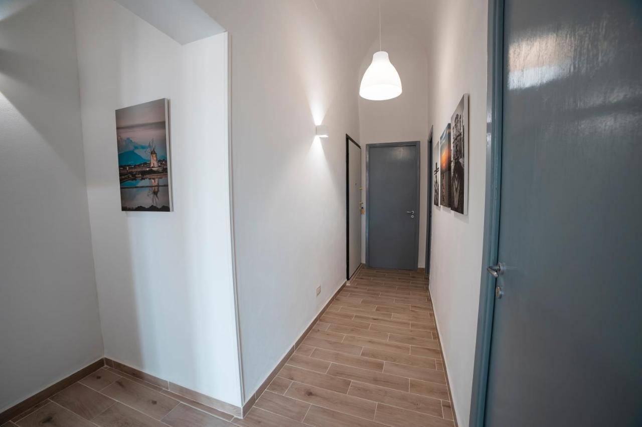 I Balconi Di Porta Mazara Panzió Marsala Kültér fotó