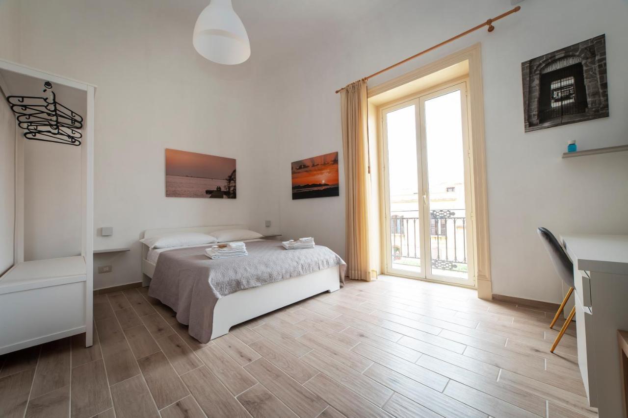 I Balconi Di Porta Mazara Panzió Marsala Kültér fotó